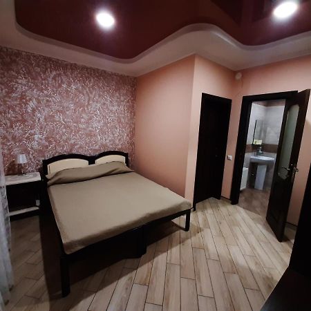 Mini-Hotel อูมาน ภายนอก รูปภาพ